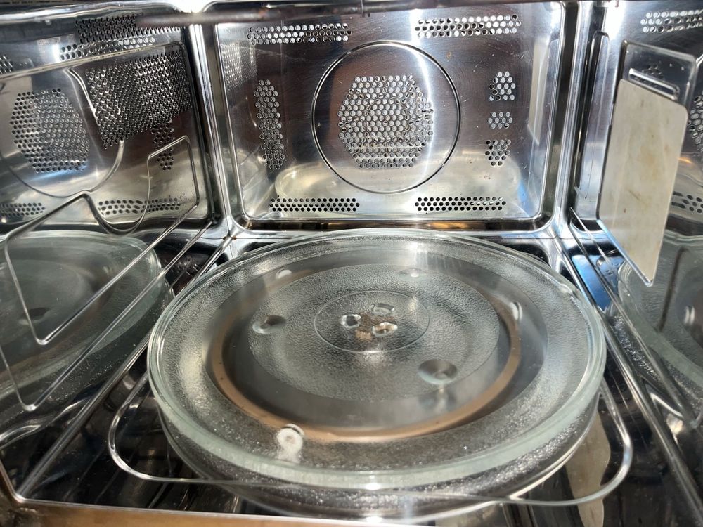 Microondas c/ Grill em Bom Estado