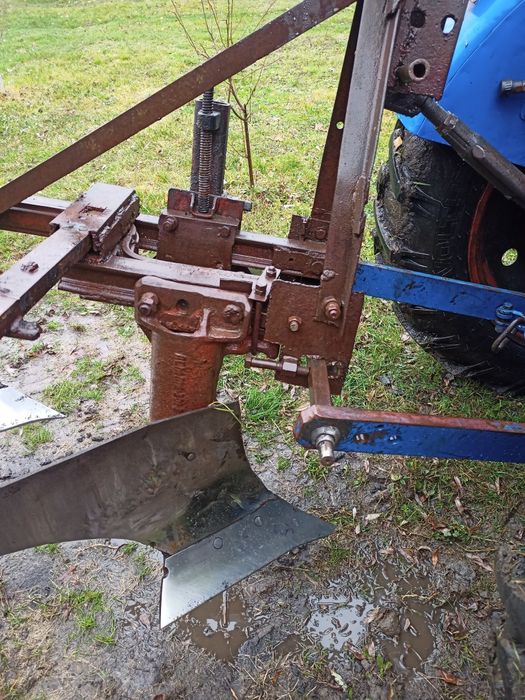 Продам плуг 2-25