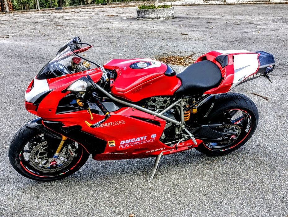 Vendo espetacular Ducati 999 S !
