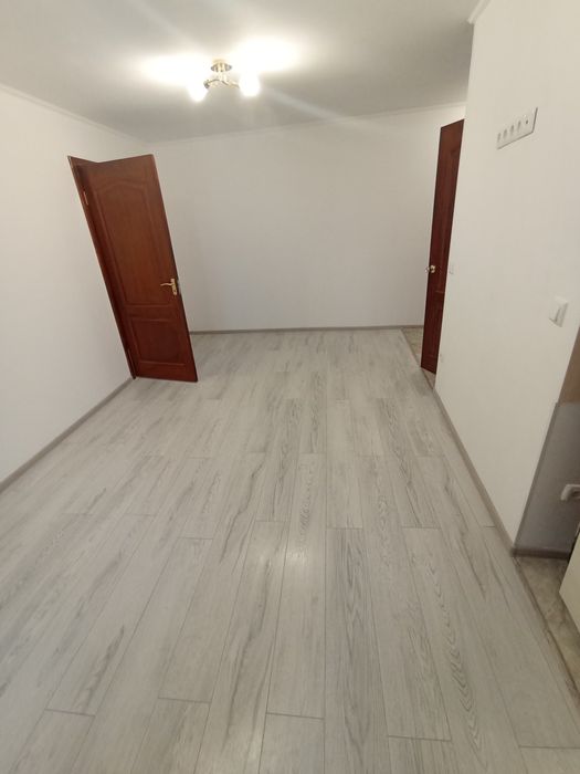 Продам 3 комнатную квартиру в центре