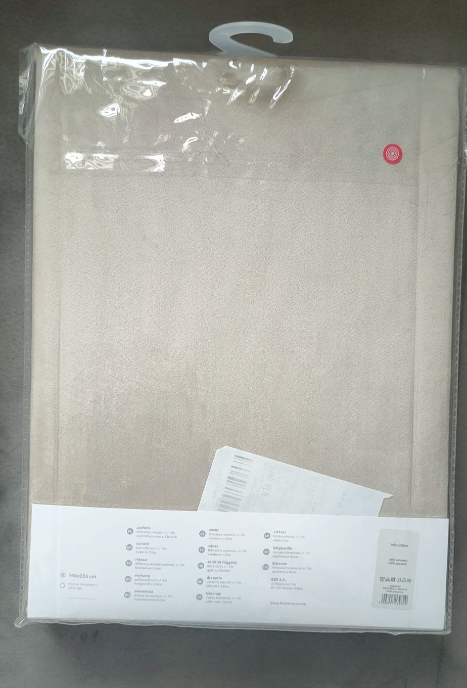 Beżowa zasłona zaciemniająca welurowa Home&You 140x250