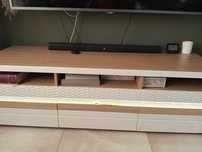 Komoda RTV pod tv
