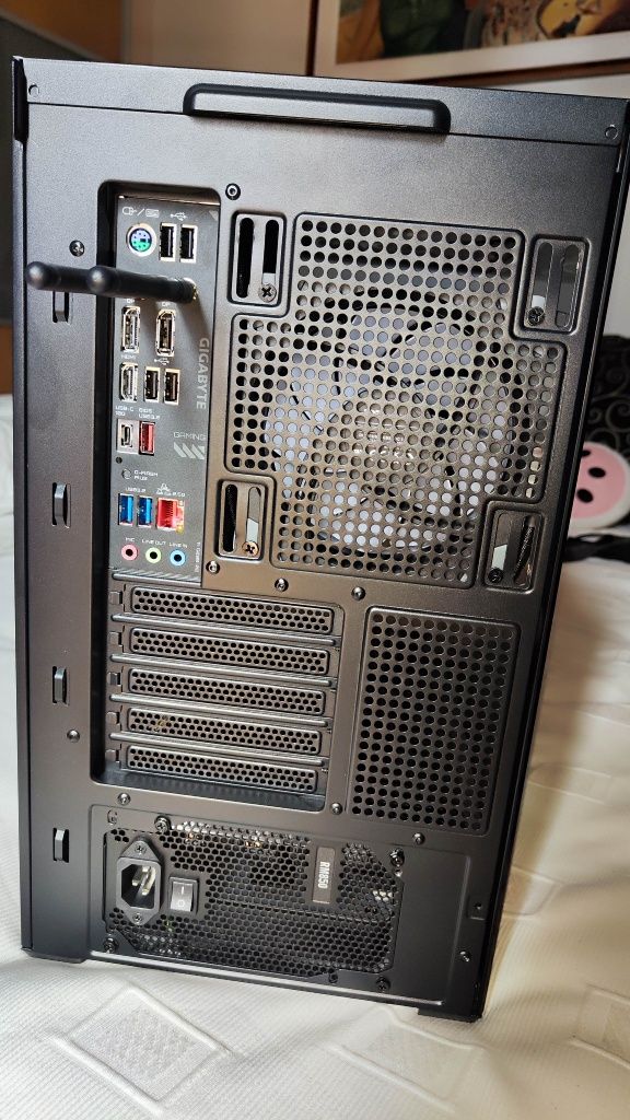 Pc 7800x3D, 32Gb, 1Tb, 850W, sem grafica