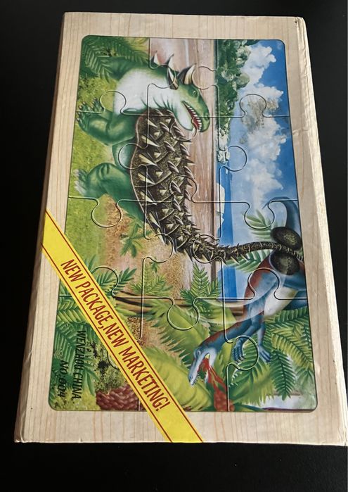 Caixa puzzles motivo dinossauros