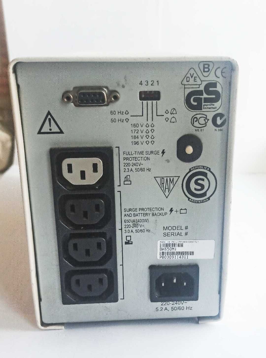 Джерело безперебійного живлення / інвертор APC BACK-UPS 650 УПС ДБЖ