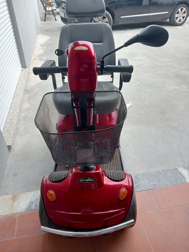 Cadeira/ Scooter Egiro Midi