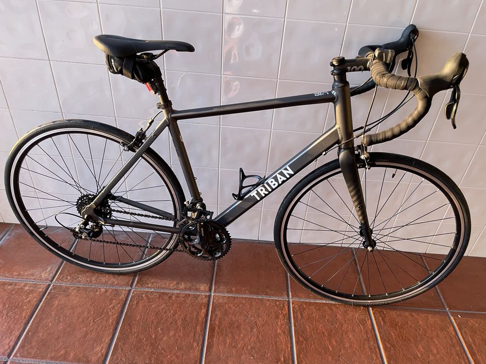 Bicicleta de estrada RC Triban 120 + Bomba Btwin 900