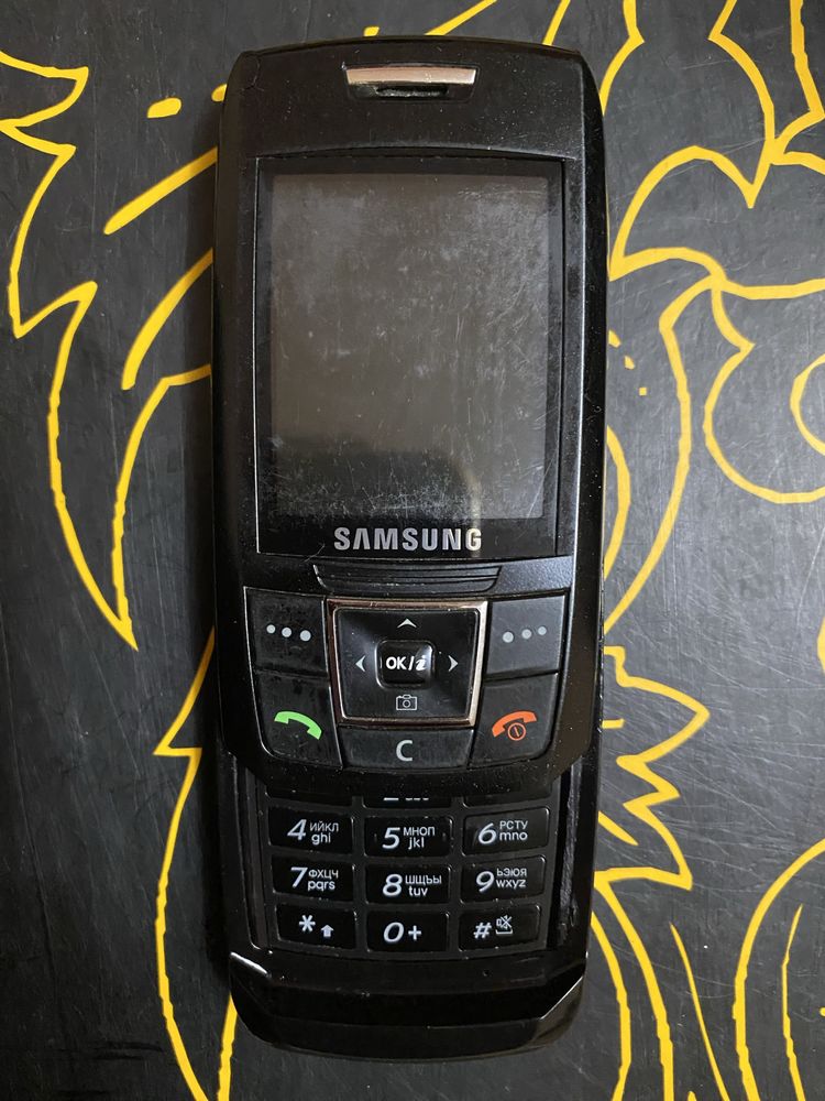 Телефон андроид Samsung E250