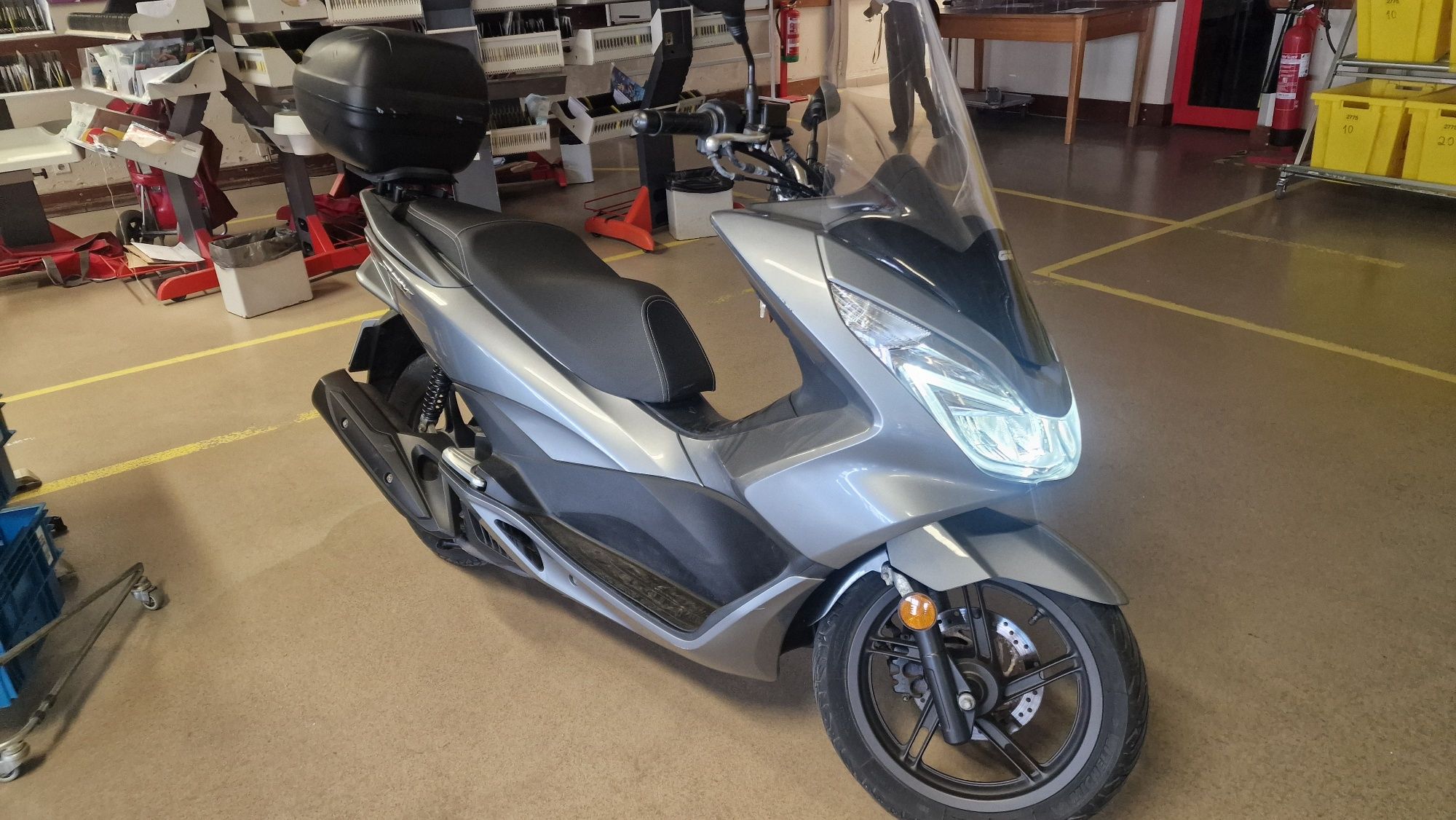 HONDA PCx 125cc - 15000km