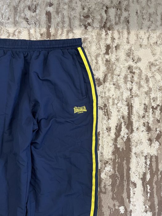 Штани pants нейлонові Lonsdale