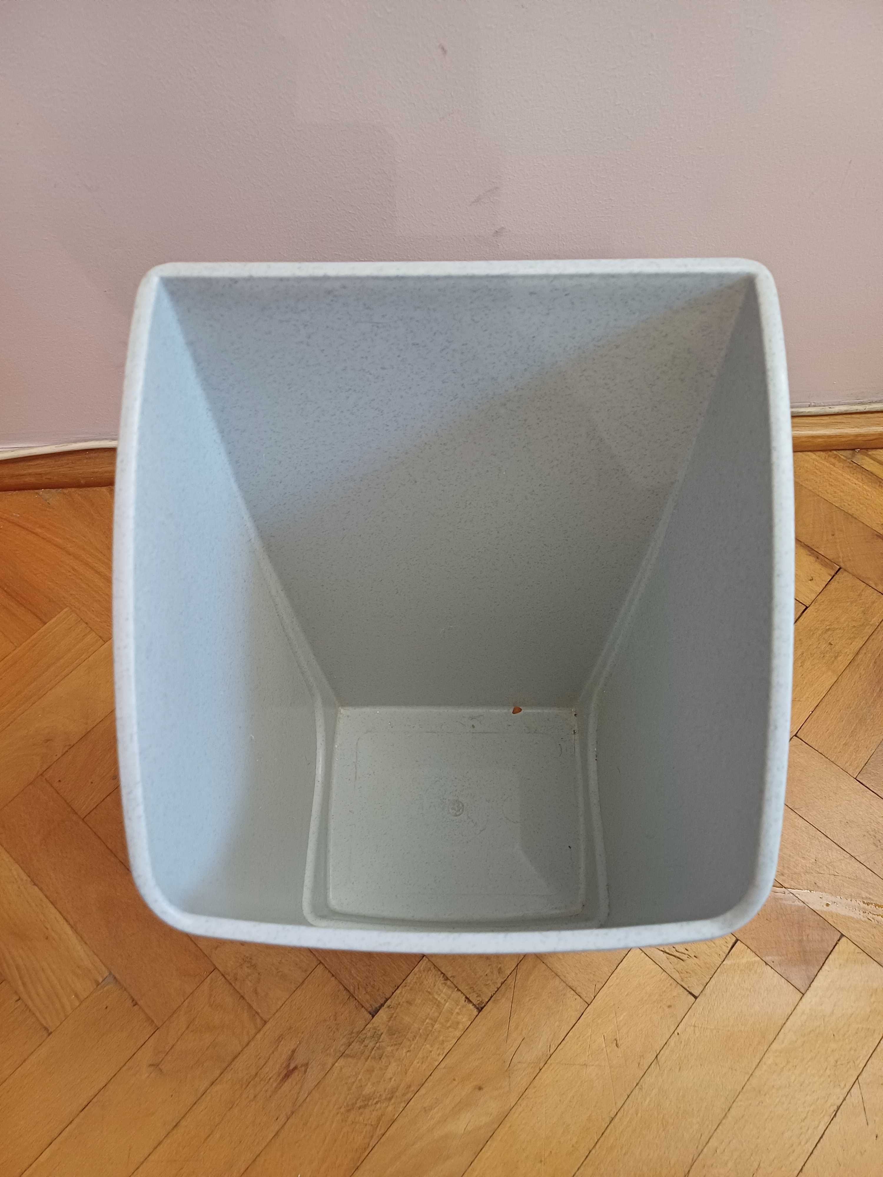 Kosz na śmieci mały