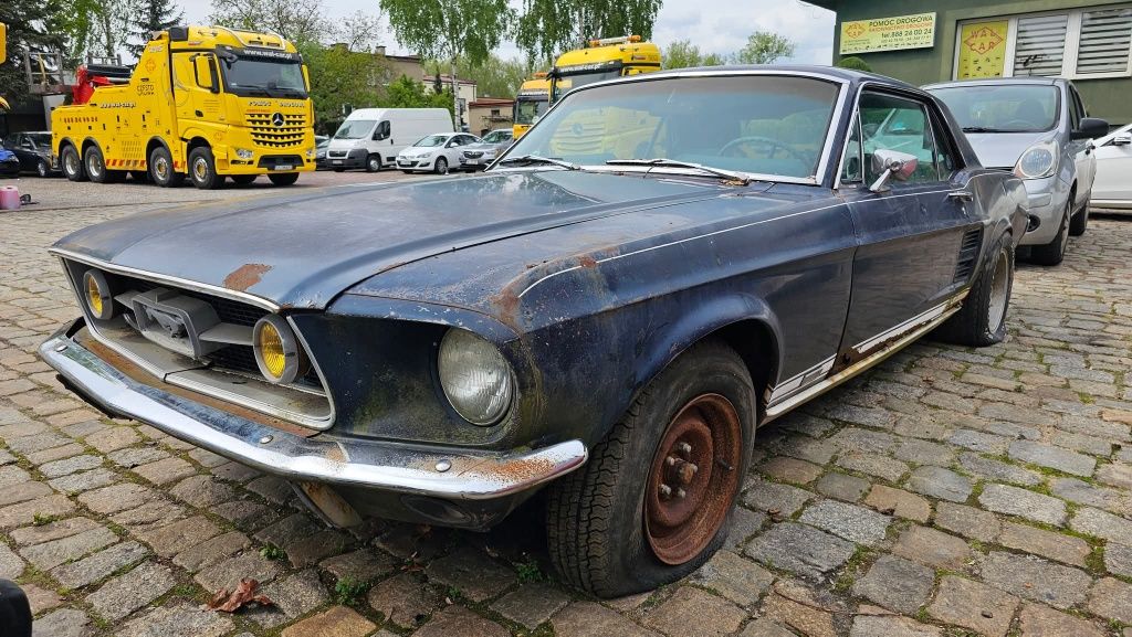 1967 FORD MUSTANG GT  Coupe  V8 automatic