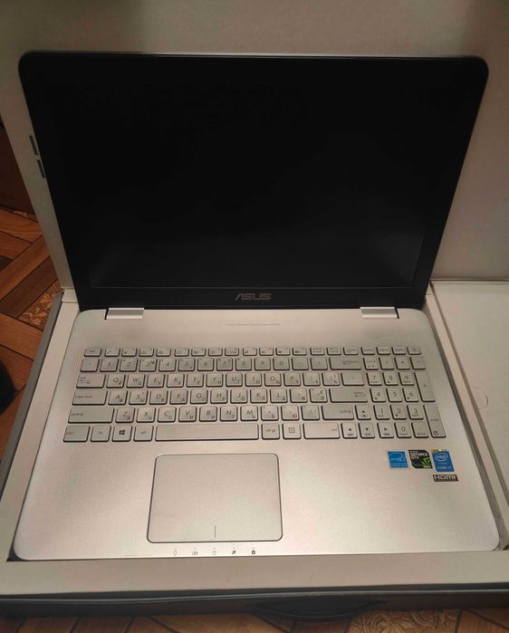 Ноутбук для игр, работы и учебы Asus N551J