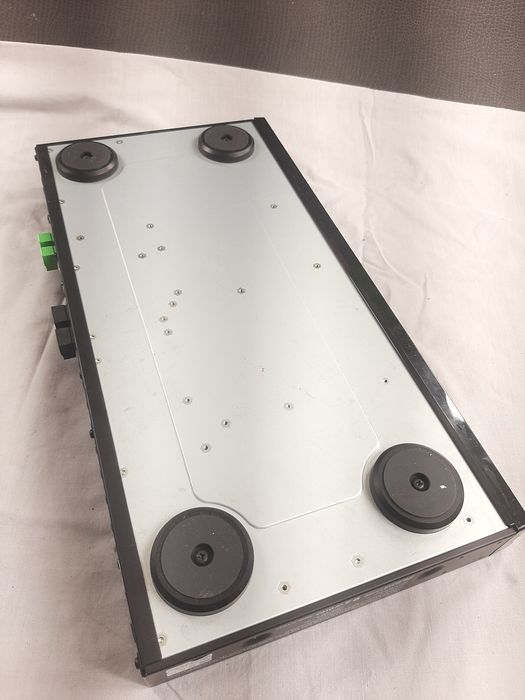 контроллер URC MRX-10 Advanced Network System Controller