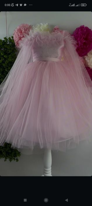 Платье на девочку 110 см