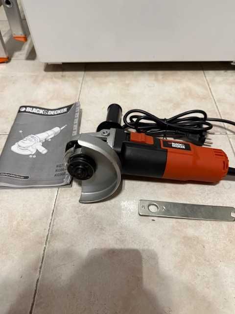 Rebarbadora Black & Decker 900w