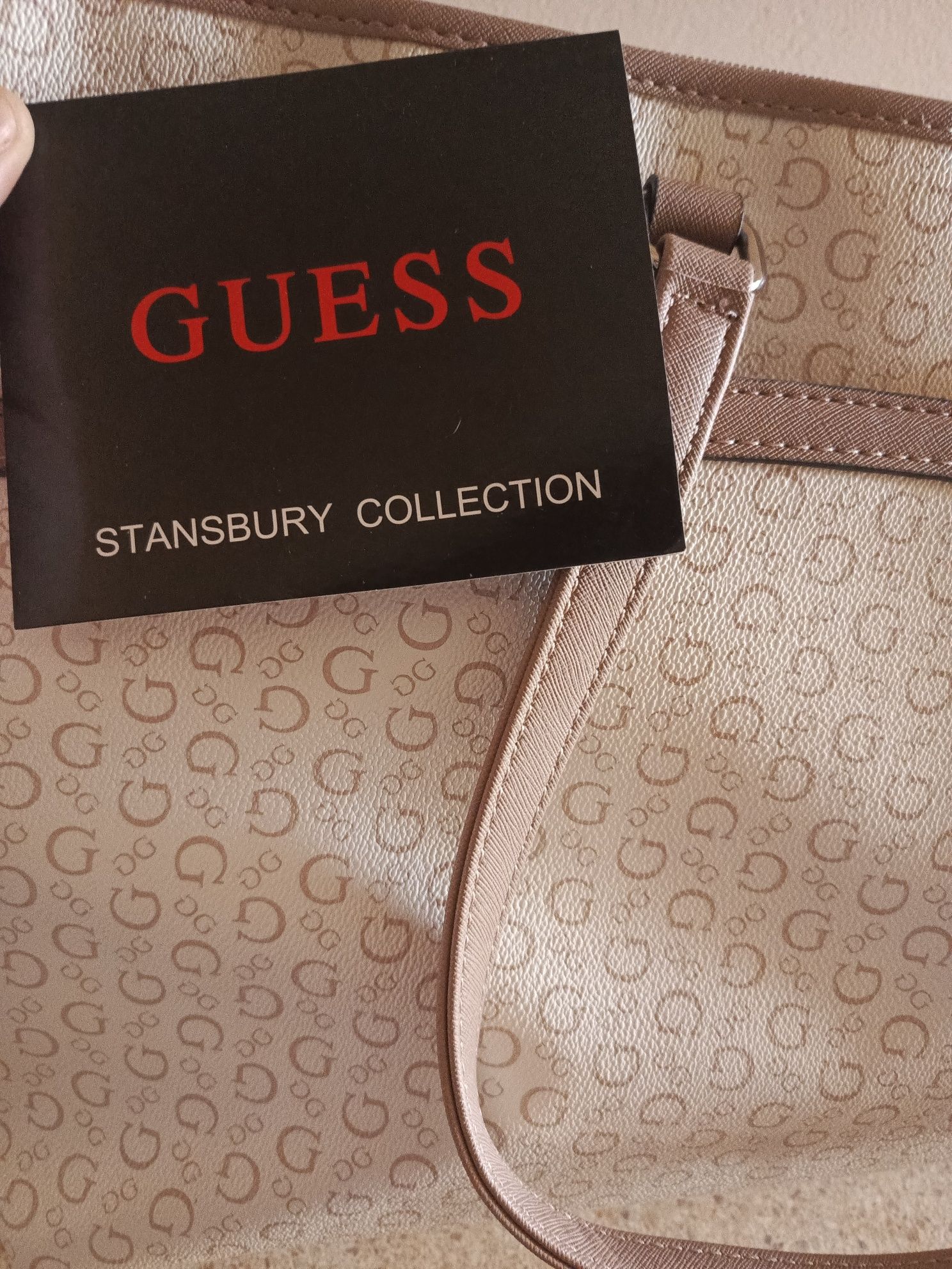 Nowa torba codzienna GUESS