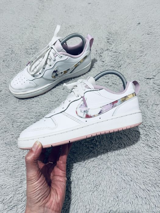 Nike r. 35,5 Court Borough Low 2 SE biale adidasy sneakersy skorzane