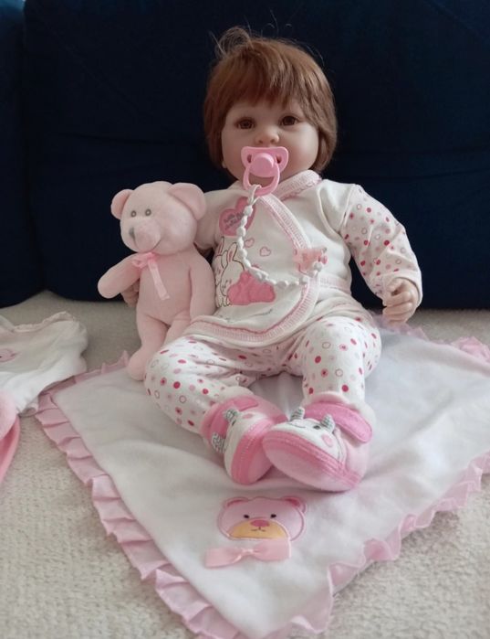 Lalka bobas wielkości wcześniaka