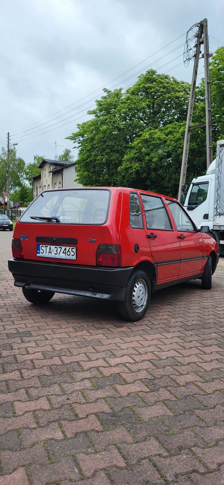 Fiat Uno 1993r    40 tys km przebiegu  Spód auta zdrowy .