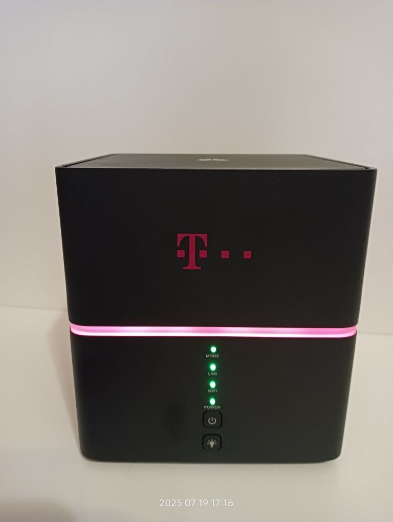 Router KARTA SIM WiFi 5GHz 300MB/s z akumulatorem podświetlenie Huawei