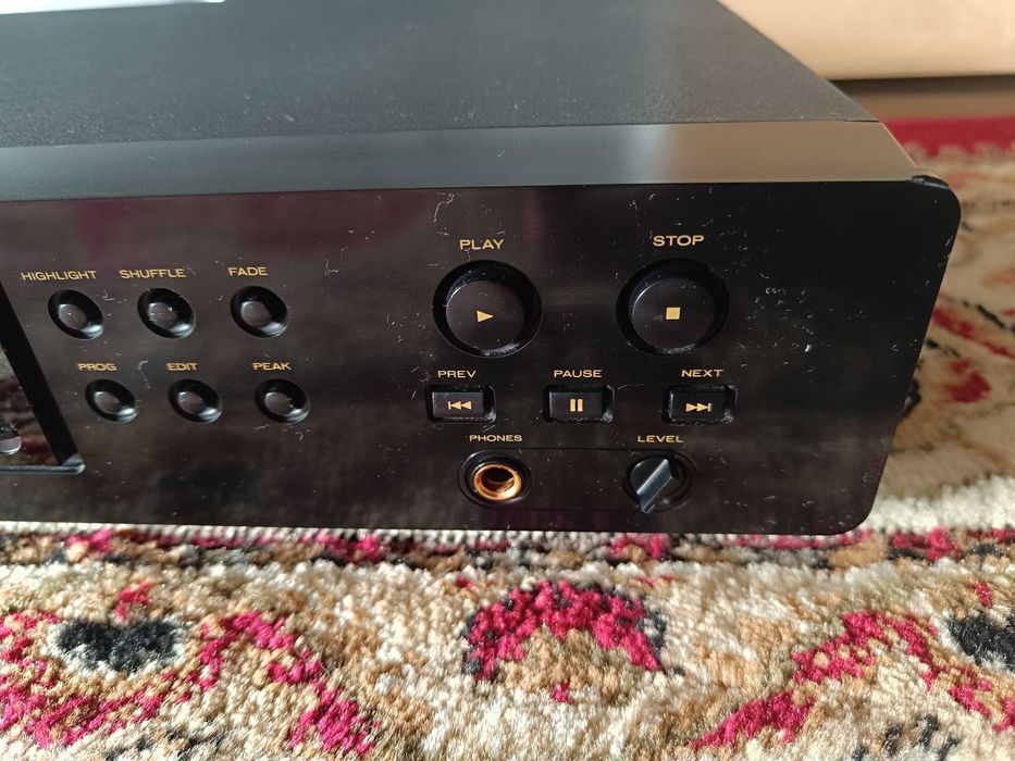 Odtwarzacz  Marantz CD5000