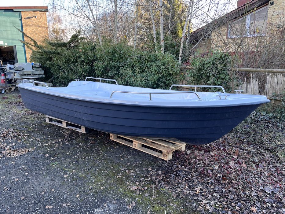 Nowa łódź 430 x 175 rekreacyjna wędkarska