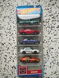 Hot wheels 5pack Nissan