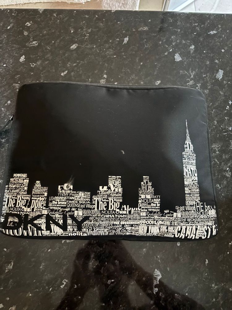 Asus VivoBook em bom estado