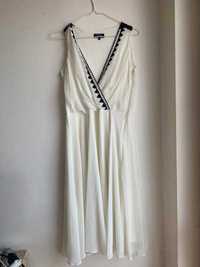 Długa kremowa biała suknia z kopertowym dekoltem Debenhams XXL/XL