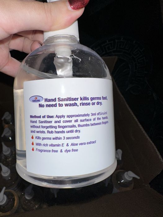 Caixa com 30 frascos de alcool gel 500ml