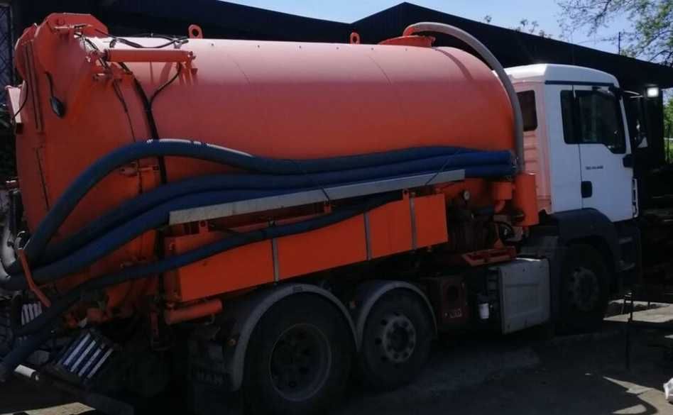 Илосос. Профессиональная откачка ям и туалетов