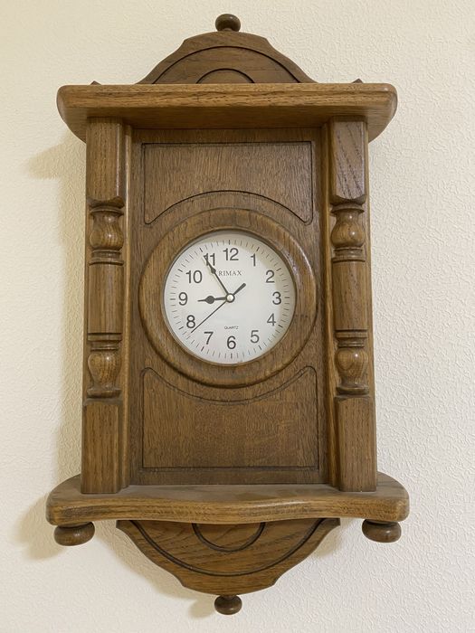 Годиник деревʼяний, ручна робота