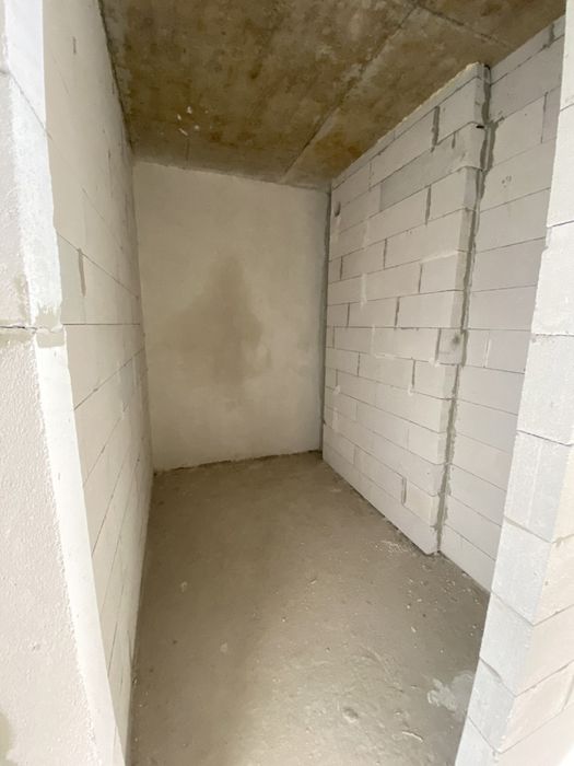 ЖК Манхеттен 73 м2 кухня студія 25м2