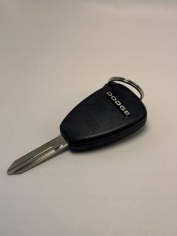 Kluczyk Pilot Chrysler 300c Dodge Charger Magnum 05-07 Jeep Compass Pa