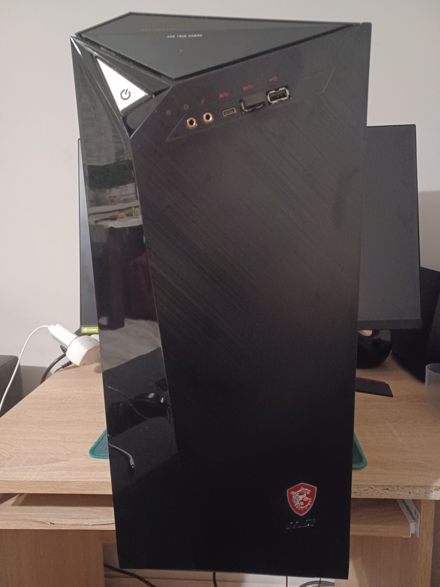 Komputer Gamingowy i5 11400F | RTX 3060 T | 16GB RAM | Monitor LG