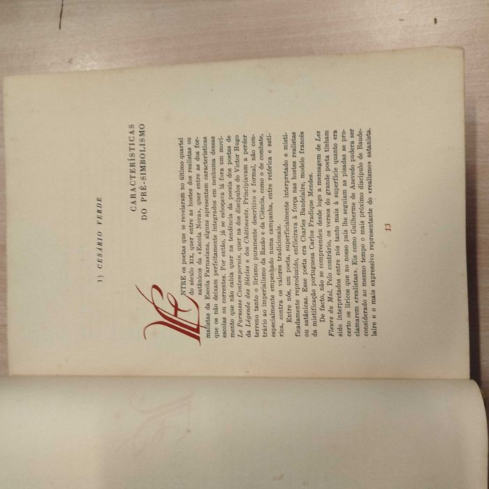 História da poesia portuguesa do século vinte - J.G. Simões