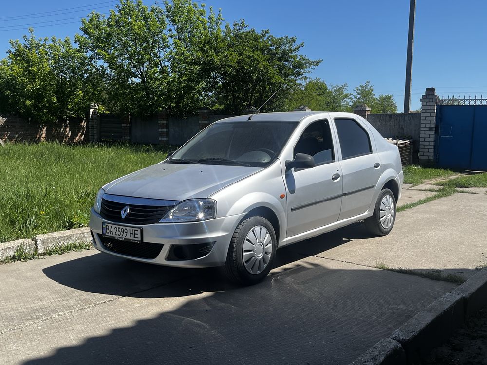 Продам Dacia Logan 1.6