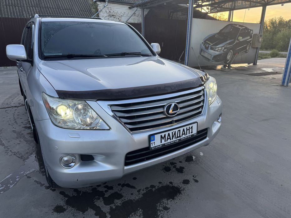 Продаю автомобіль