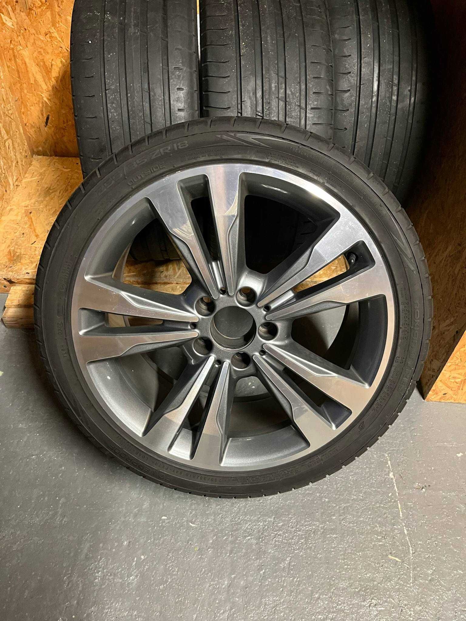 Felgi Mercedes 18 z oponami
