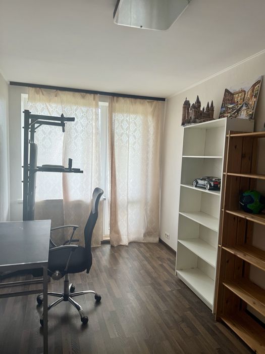 Продам 3-к кв. Вул. Космонавтів. Павлово поле. 23 Серпня.