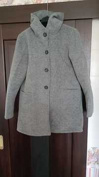 Женское пальто куртка