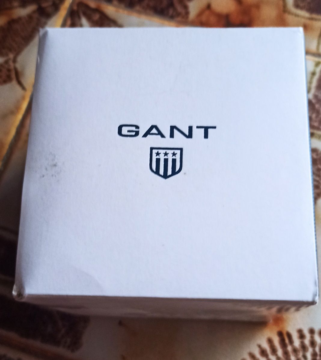 Relógio Gant dourado