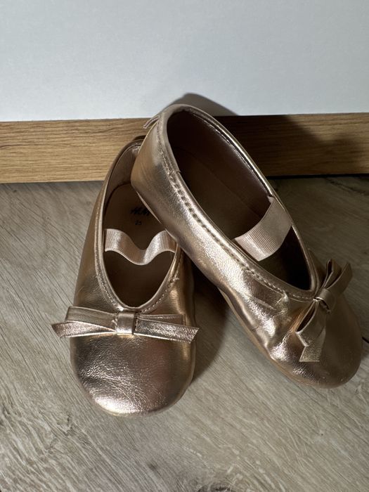 Дитячі балетки святкові h&m hm для дівчинки 25 розмір