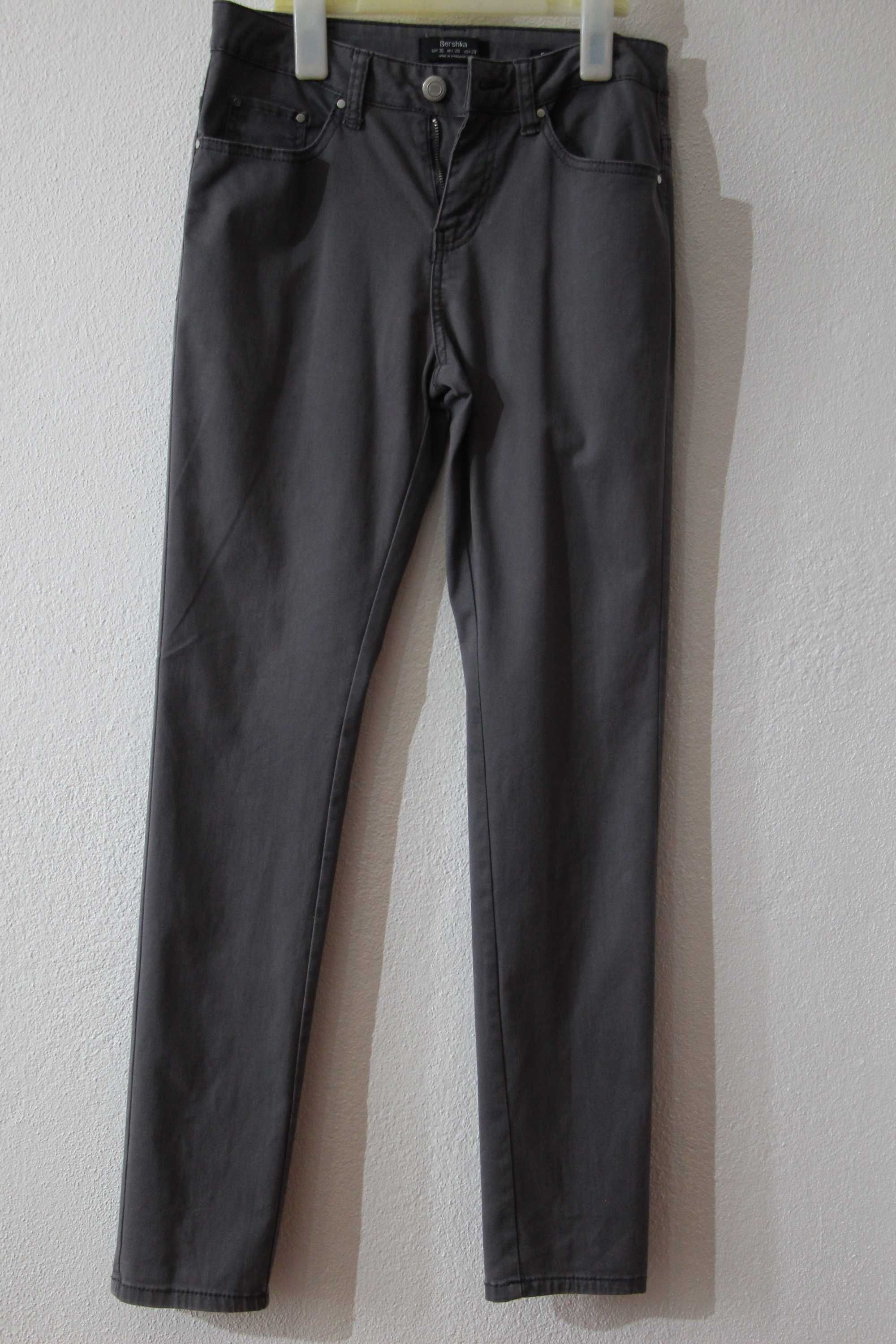Calças chino Bershka 36 Skinny Fit