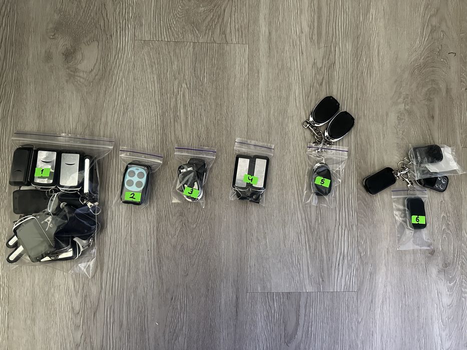 Пульти для воріт та ролетів,різні,розпродаж по 100 грн/шт