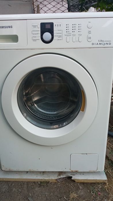 Пральна машина...samsung.