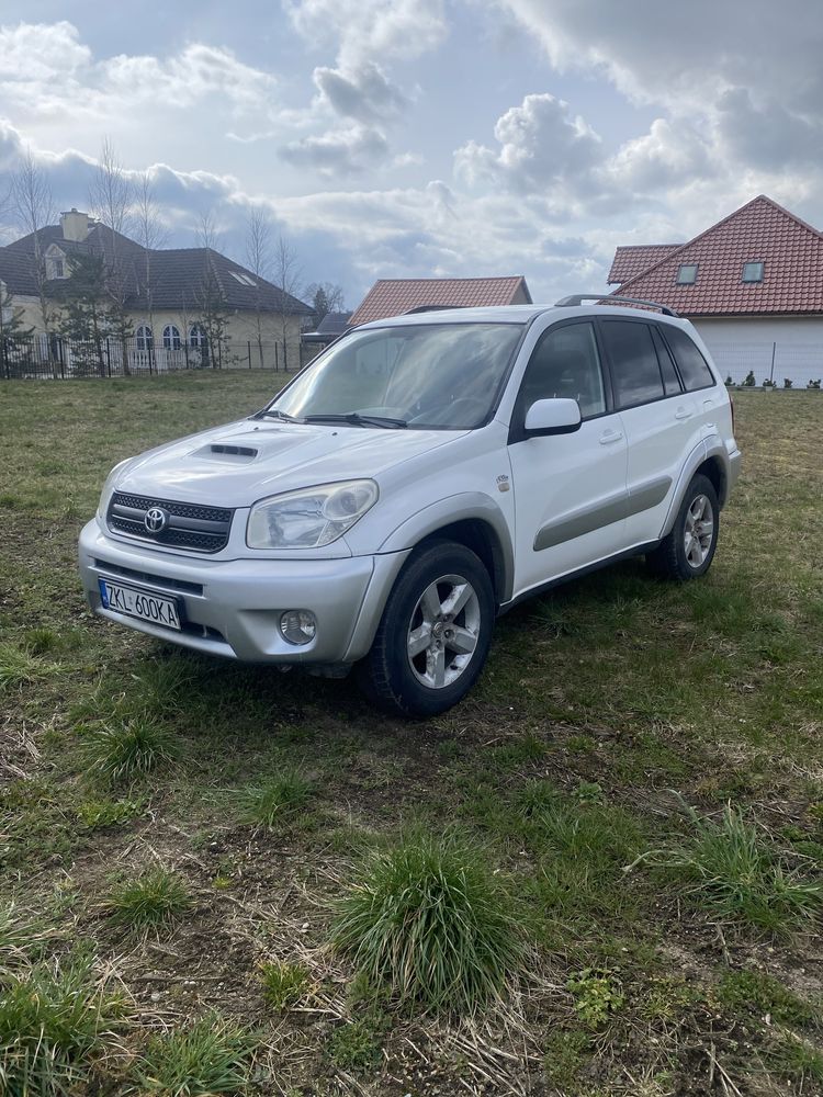 Toyota rav4 2005r