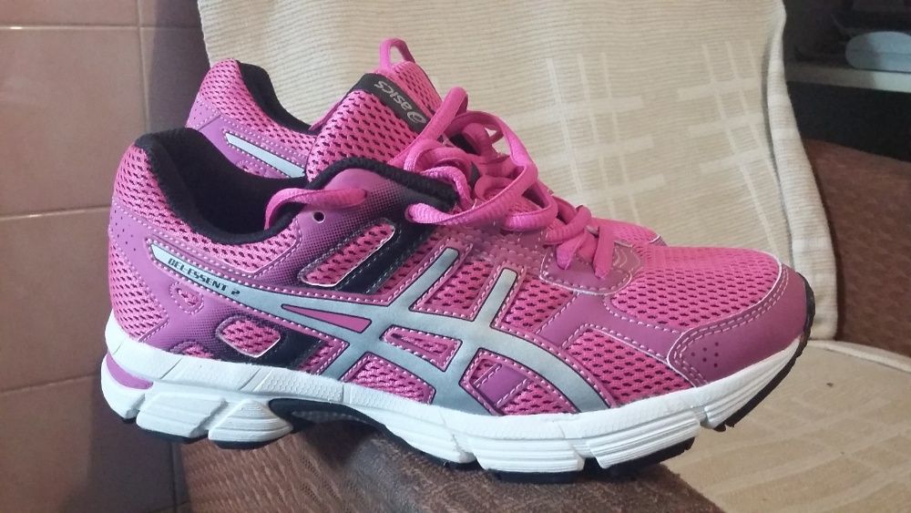 Nowe buty Asics Gel rozm.37(23cm)