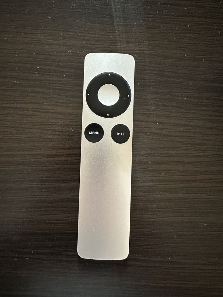 Apple tv 3 A1469 в гарному стані